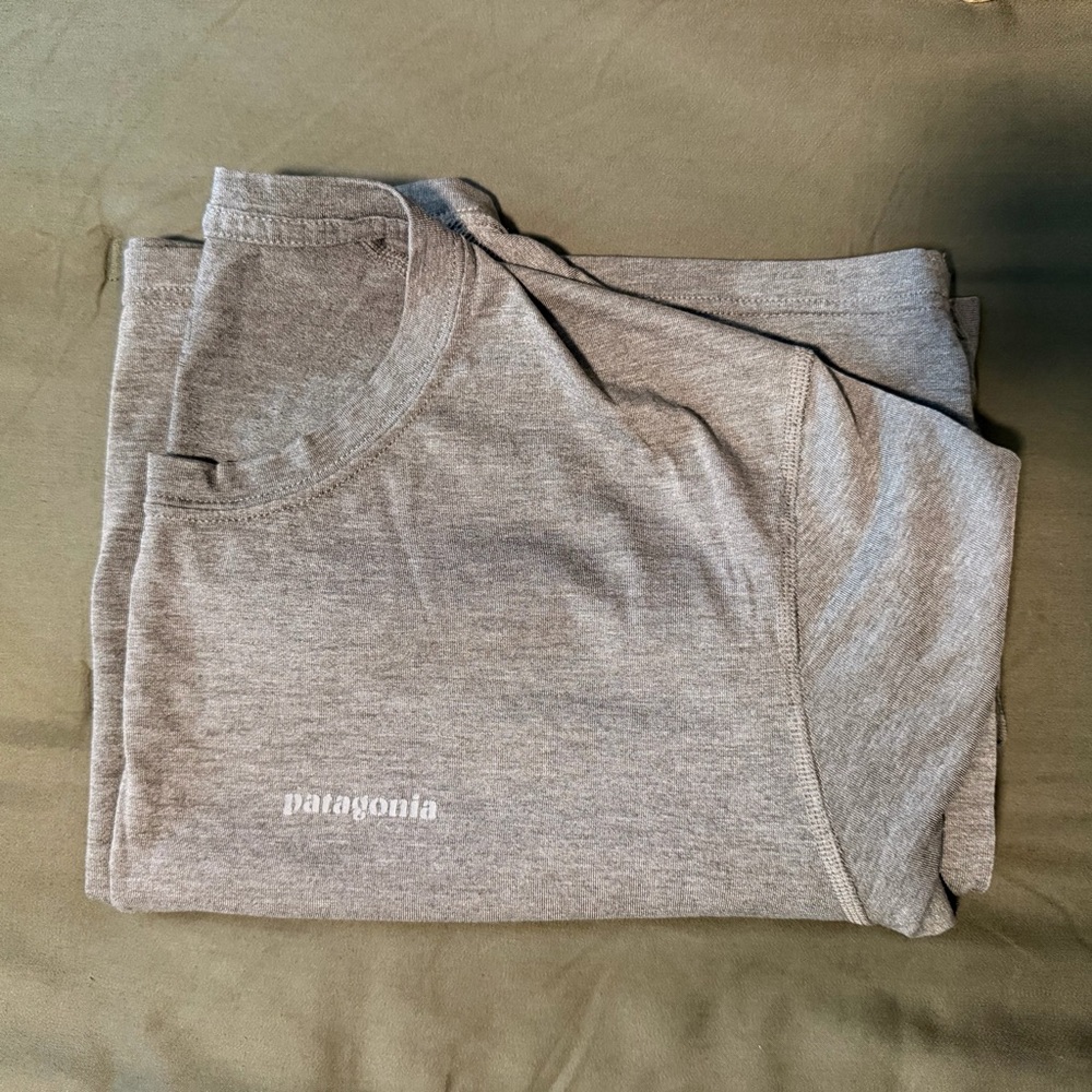 Patagonia Gray Crewneck Shirt